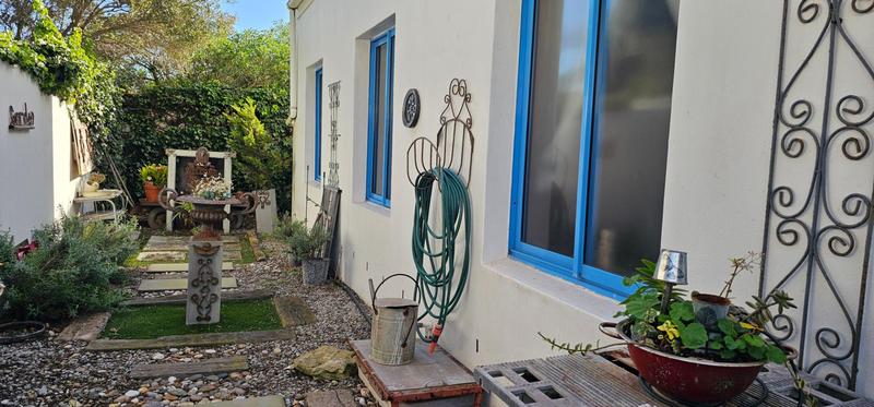 4 Bedroom Property for Sale in Blue Lagoon Western Cape